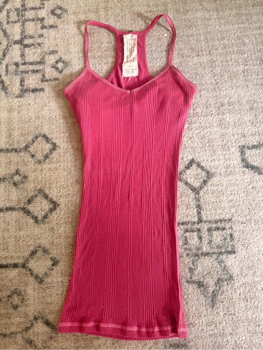 Early 2000’s A&F tank top - Picture 4 of 4